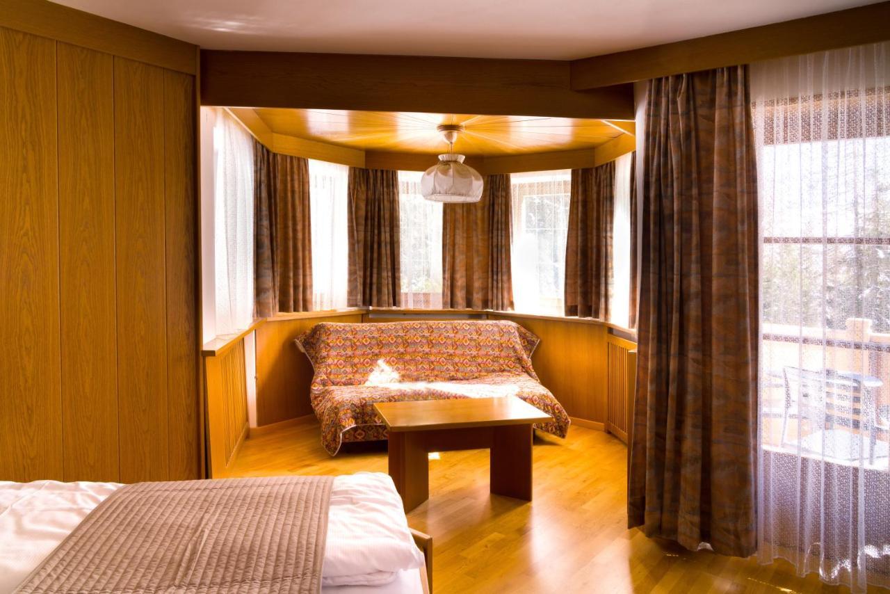 Hotel Villetta Maria Cottage Canazei Extérieur photo