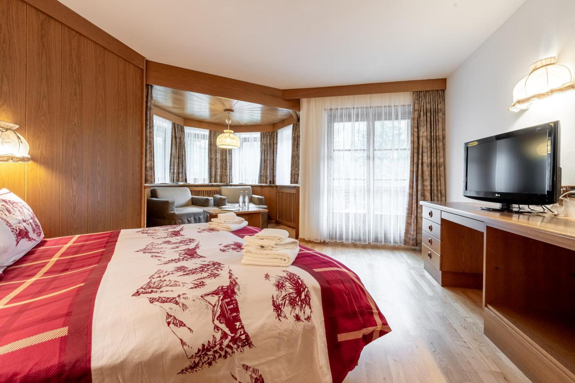 Hotel Villetta Maria Cottage Canazei Extérieur photo